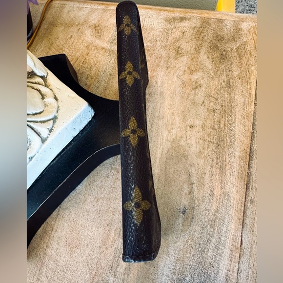 Louis Vuitton Monogram Mini Pochette - Picture 9 of 9